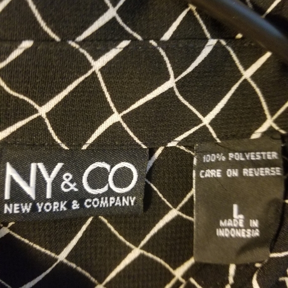 Pattern Blouse - Picture 2 of 3